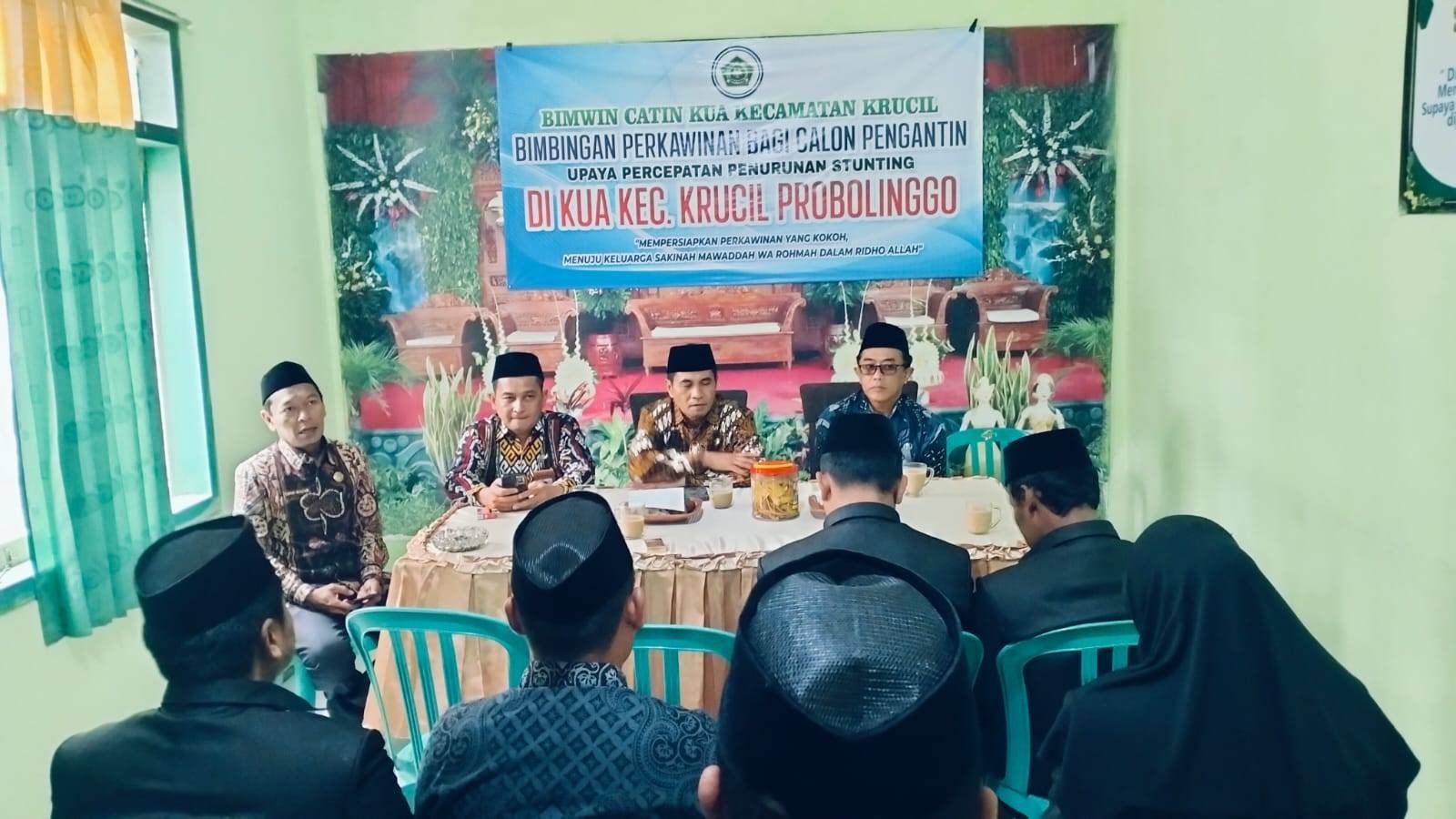 Ketua APRI Probolinggo Intip Kesiapan Zona Integritas KUA Krucil, Siap Layani Warga dengan Integritas & Bersih!