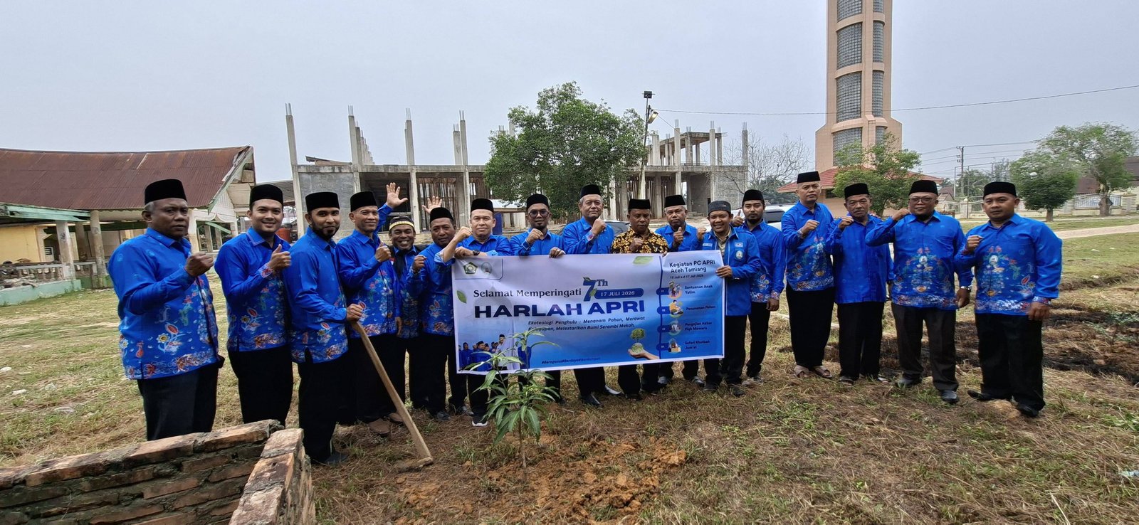 Harlah Ke-7 APRI, Penghulu Aceh Tamiang Gaungkan Ekoteologi melalui Santunan Yatim dan Tanam Pohon