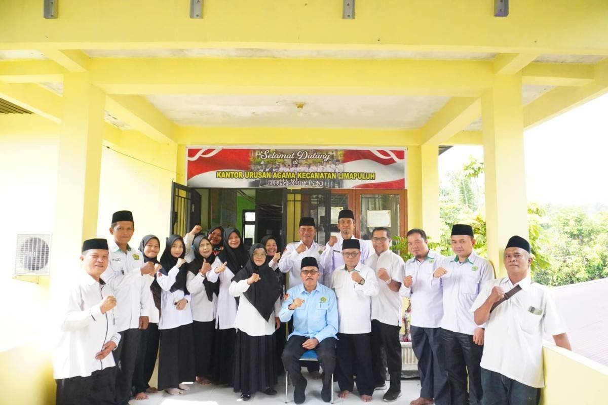  Kakankemenag Pekanbaru Bina Jajaran KUA Kecamatan Lima Puluh, Tekankan Profesionalisme dan Pelayanan Prima