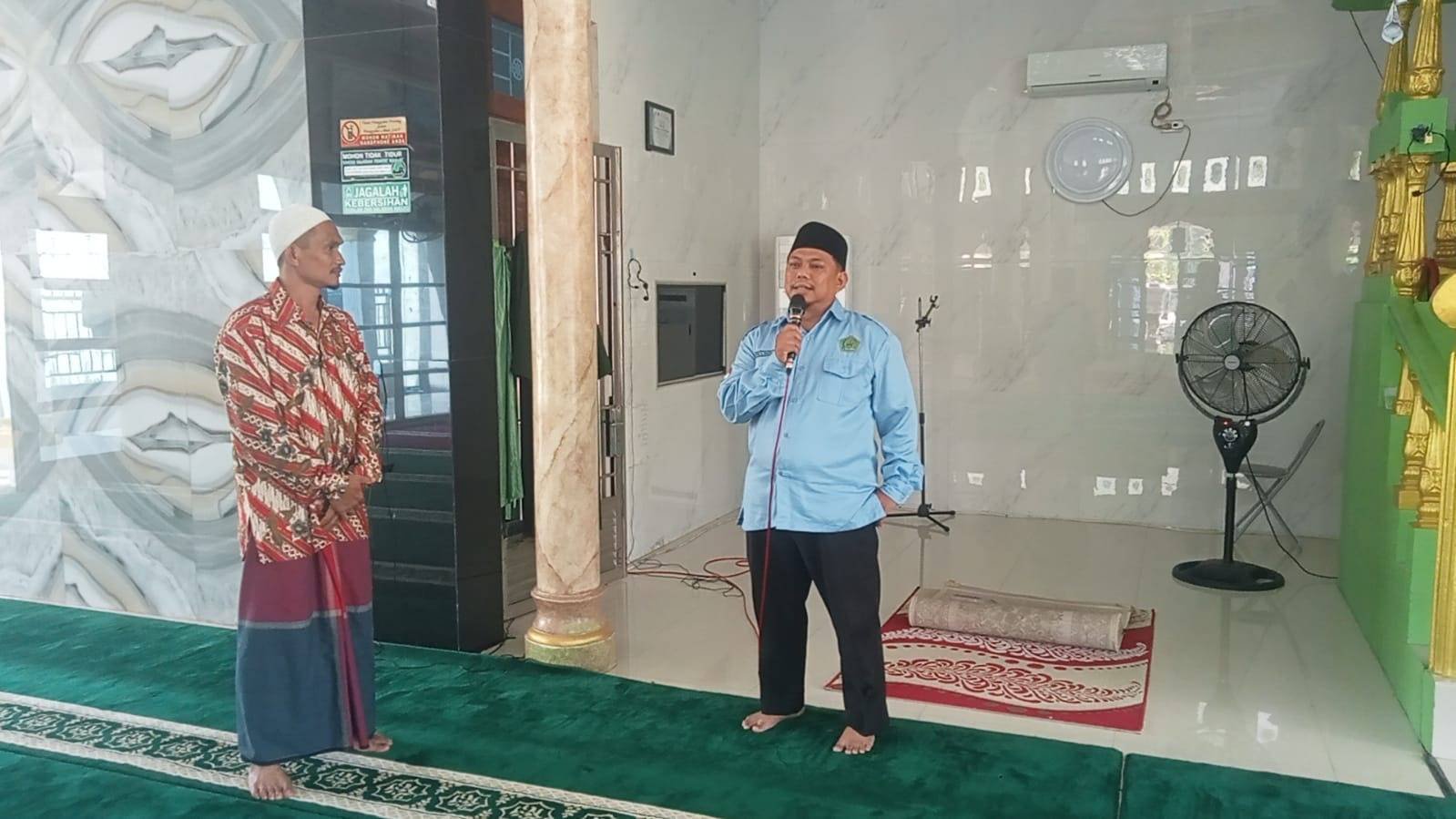 KUA Sei Kepayang Bersama Pengurus Masjid Raya Sei Kepayang Sosialisasikan Metode Penentuan Arah Kiblat