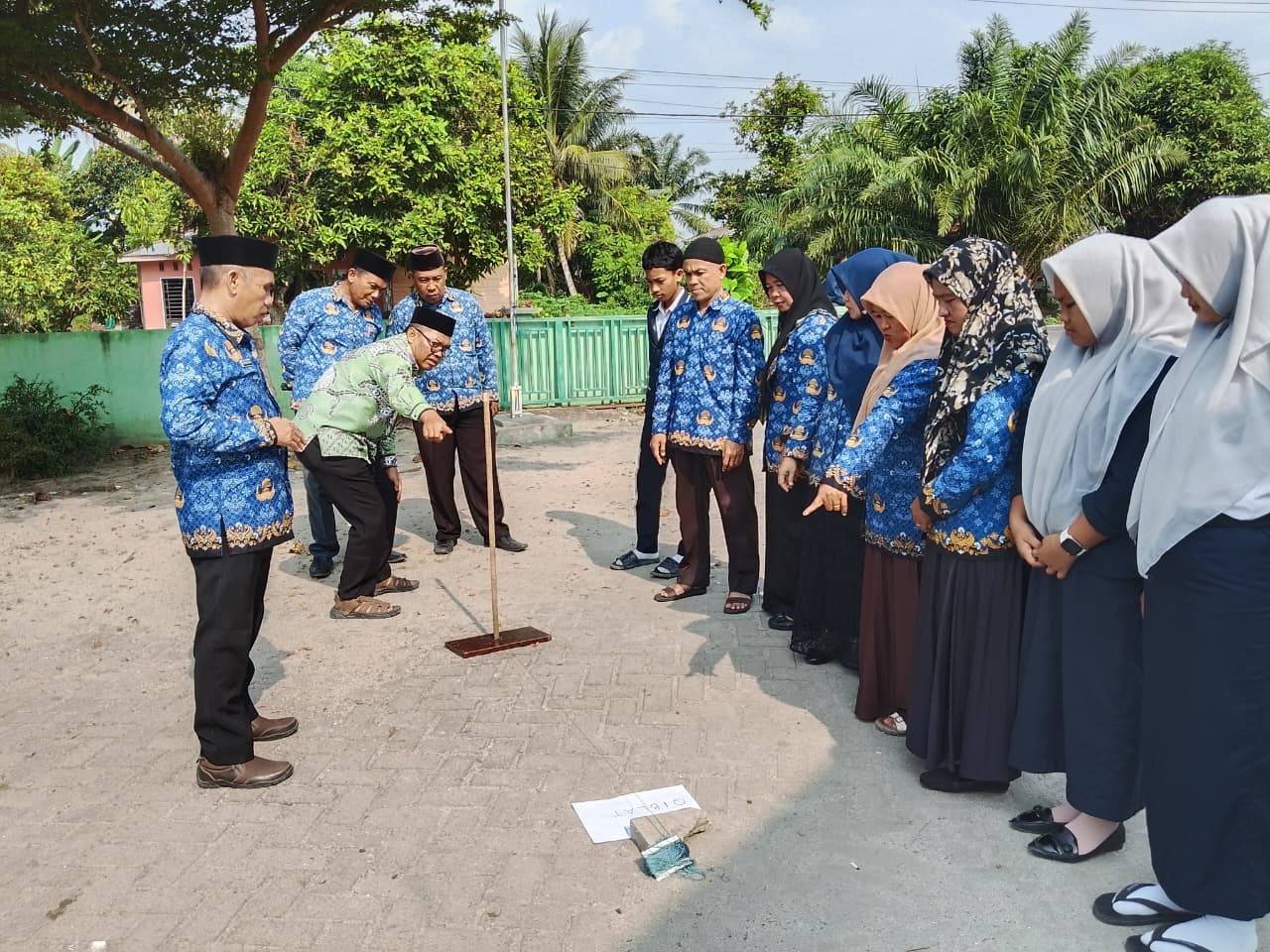 Melalui Rashdul Kiblat, KUA Pantai Cermin Meningkatkan Pemahaman Penentuan Arah Kiblat