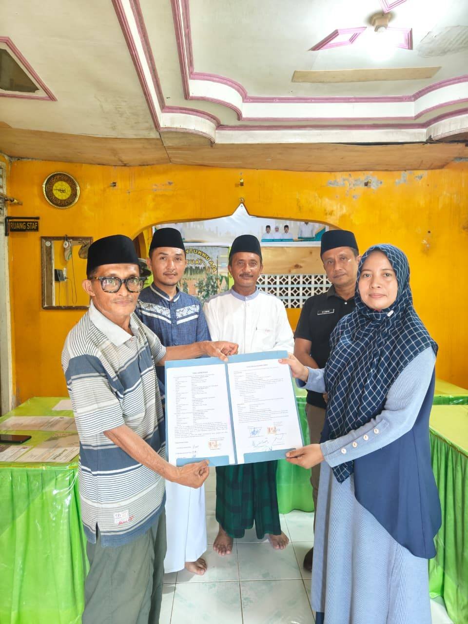 KUA Gunungsitoli Utara Sukses Fasilitasi Prosesi Penyerahan Tanah Wakaf di Desa Afia