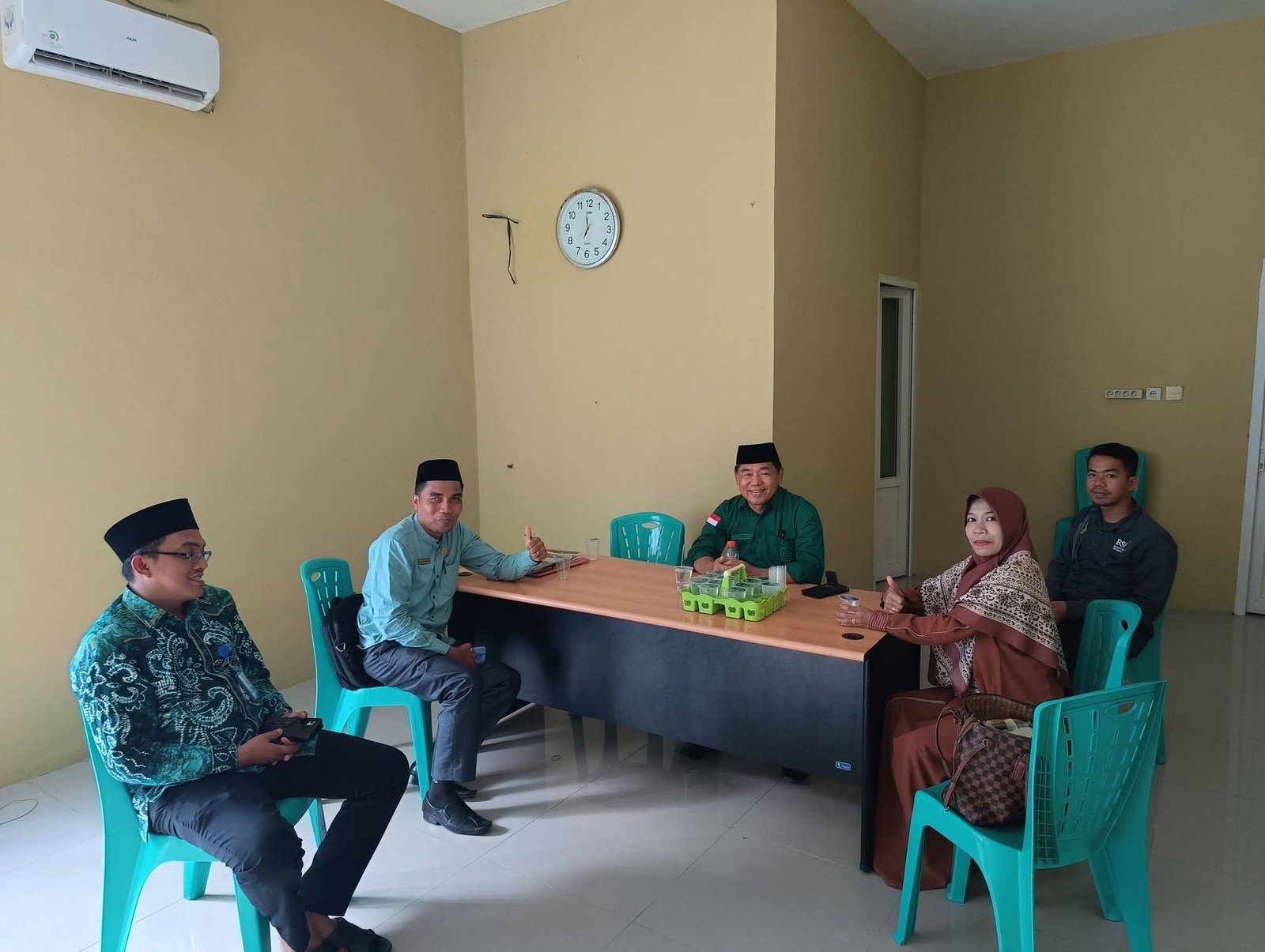 Kakan Kemenag Batubara Lakukan Pembinaan ke- KUA Tanjung Tiram Pasca Rashdul Kiblat Kedua