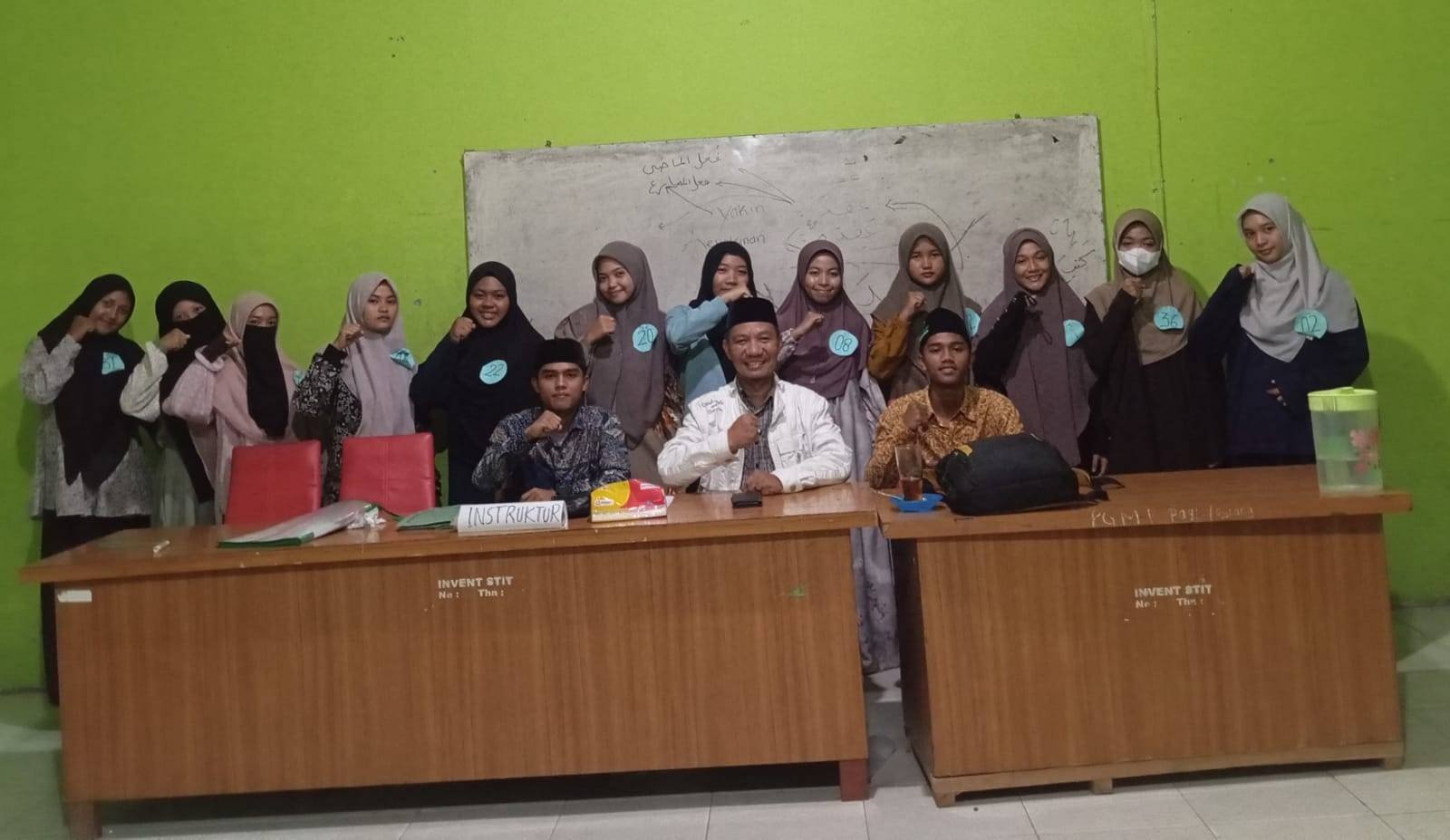 Kepala KUA Salapian sampaikan Penguatan  Generasi Berkualitas pada LKD HIMMAH Binjai