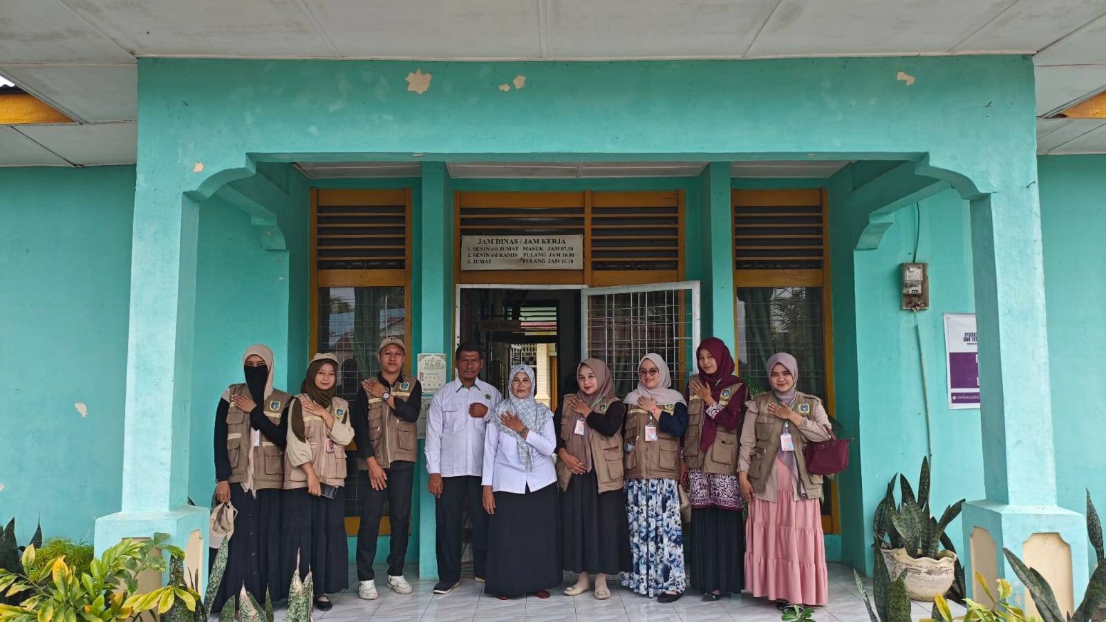 KUA Bosar Maligas Sambut Hangat Kunjungan Silaturahmi Mahasiswa KKN IAIDU Kisaran