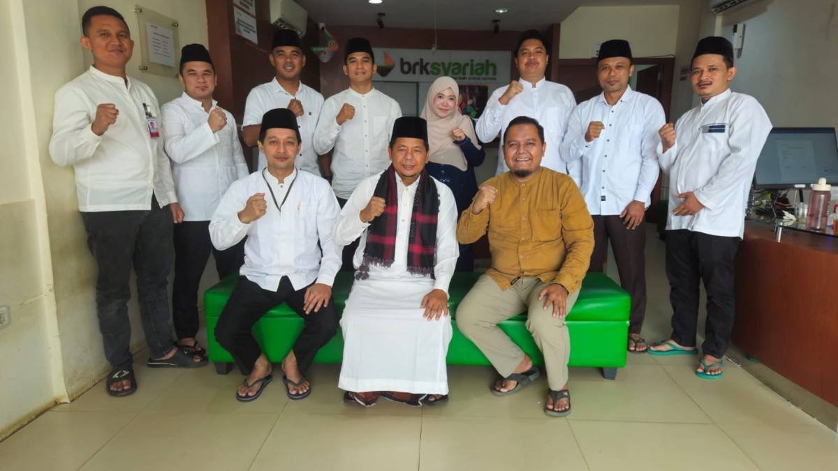 Kepala KUA Tapung Hulu Berikan Tausyiah pada Agenda Tarbiyah Ruhiyah BRK Syariah Kedai Sukaramai
