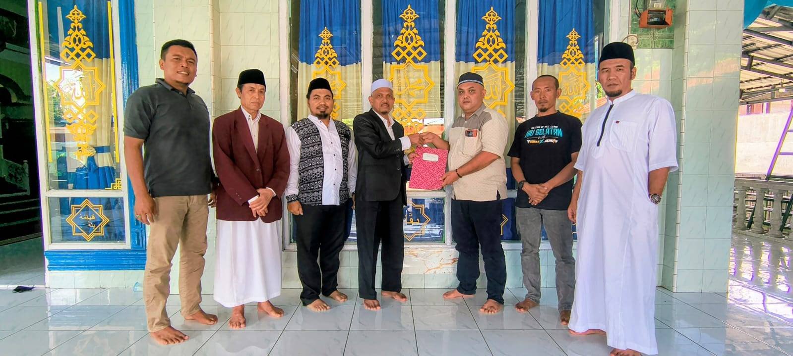 KUA Tigabinanga Serahkan dan Lantik SK Pengurus BKM Masjid Al-Hasanah Desa Gunung