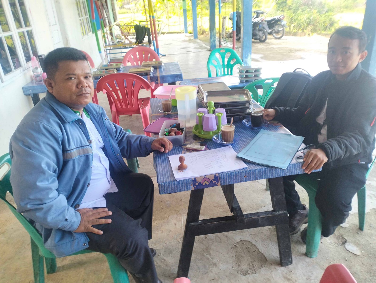 KUA Nassau Verifikasi Berkas Wakaf Pekuburan Dusun Batu Sandar Untuk Pengajuan Sertifikat Wakaf ke Kantor BPN Kabupaten Toba