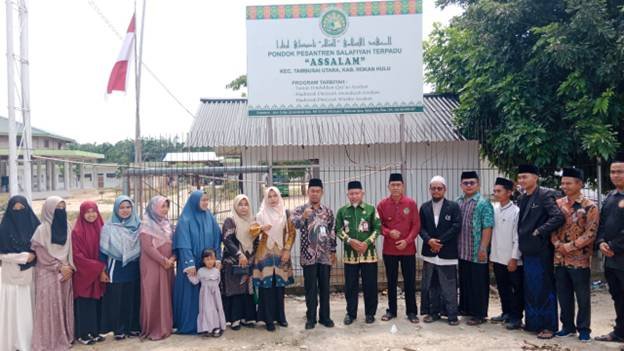 Kepala KUA Tambusai Utara Dampingi Kepala Kemenag Rokan Hulu Verifikasi Izin Operasional Pondok Pesantren Assalam. 