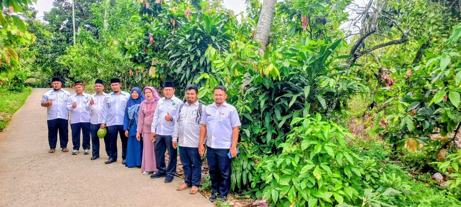 Kakankemenag lakukan Peninjauan Lokasi Calon Tanah Hibah KUA Tigabinanga