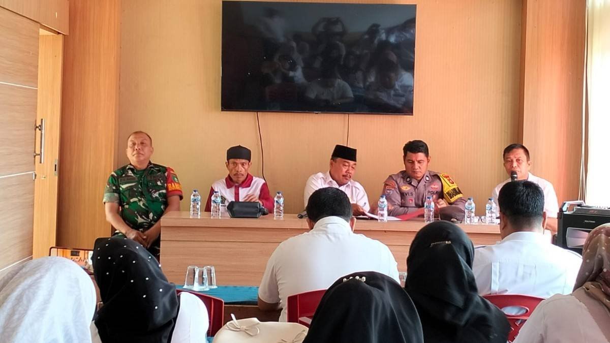 Rapat Persiapan HUT RI ke-81, KUA Bunut Siap Hadirkan Nilai Spiritual dalam Upacara