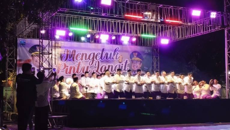 Zikir Akbar Mengetuk Pintu Langit; Sinergi Pemerintah Kecamatan dan KUA Tongas 