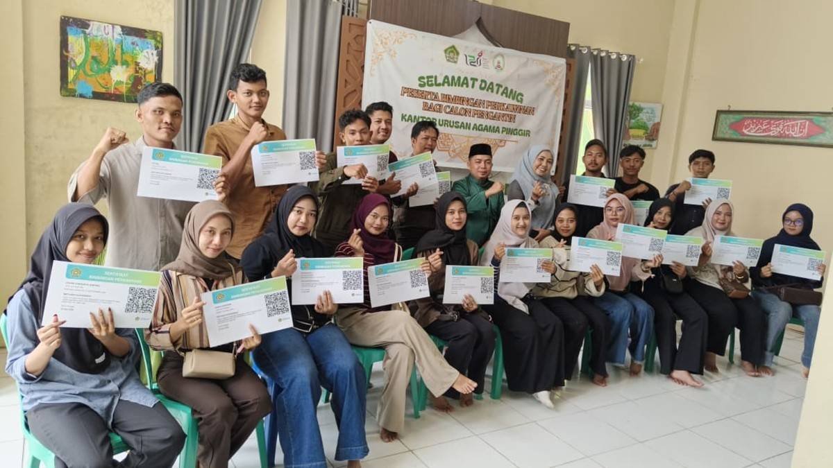 Wujudkan Keluarga Sakinah, KUA Pinggir Matangkan Kesiapan Calon Pengantin melalui Bimwin Angkatan XI