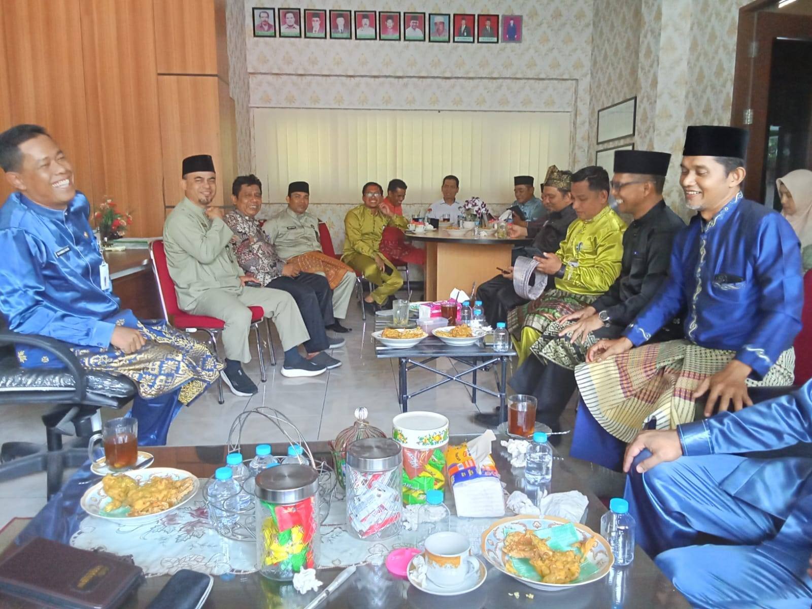 Sambut HUT RI Ke-81, Ka. KUA Se-Kota Pekanbaru Rapat Bersama Kabid Urais Kanwil Kemenag Riau