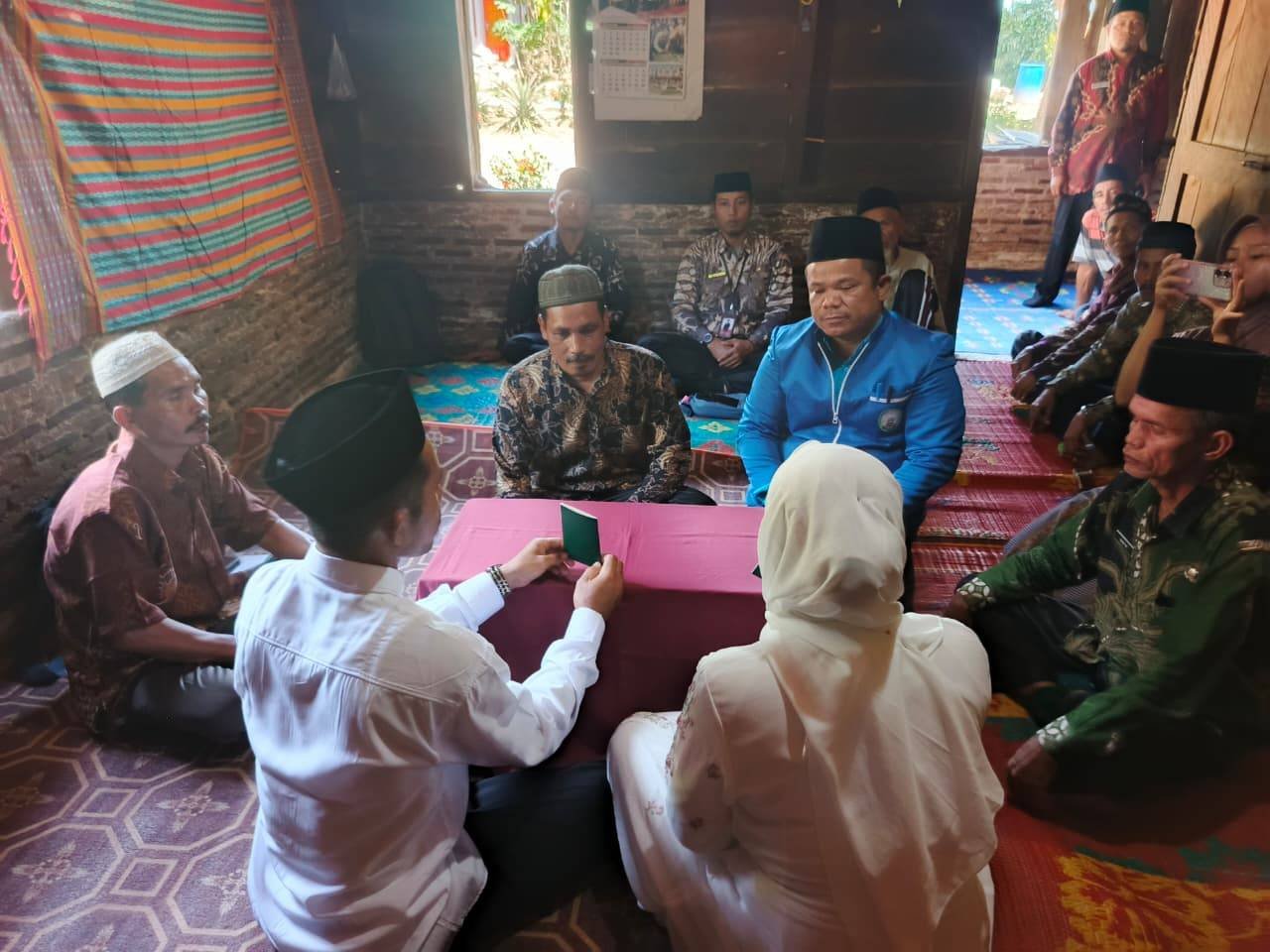 Pimpin Akad Nikah, Plt. Kepala KUA Nassau : Nikah Sah dan Tercatat adalah Investasi Keluarga   