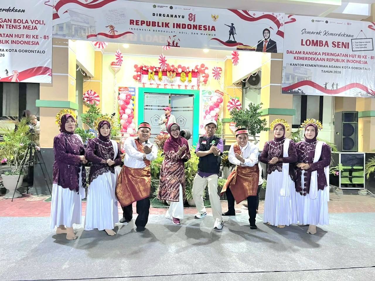 Meriahkan HUT RI ke-81, KUA Dungingi Unjuk Pesona Budaya Lewat Tarian Dana Dana