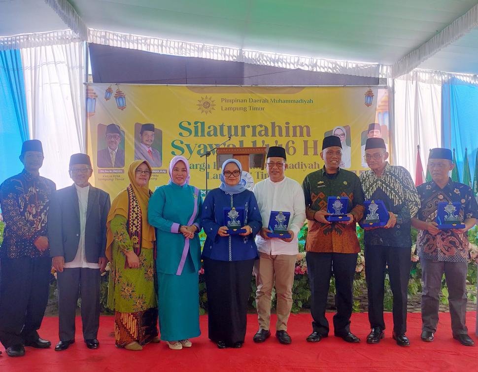 Kepala Kemenag Lampung Timur Raih Penghargaan, Muhammadiyah Apresiasi Kemitraan Pendidikan