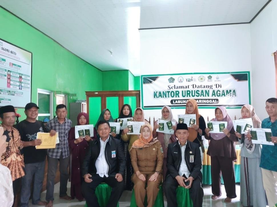 KUA Labuhan Maringgai Kukuhkan 40 Pasangan Lewat Isbat Nikah Terpadu
