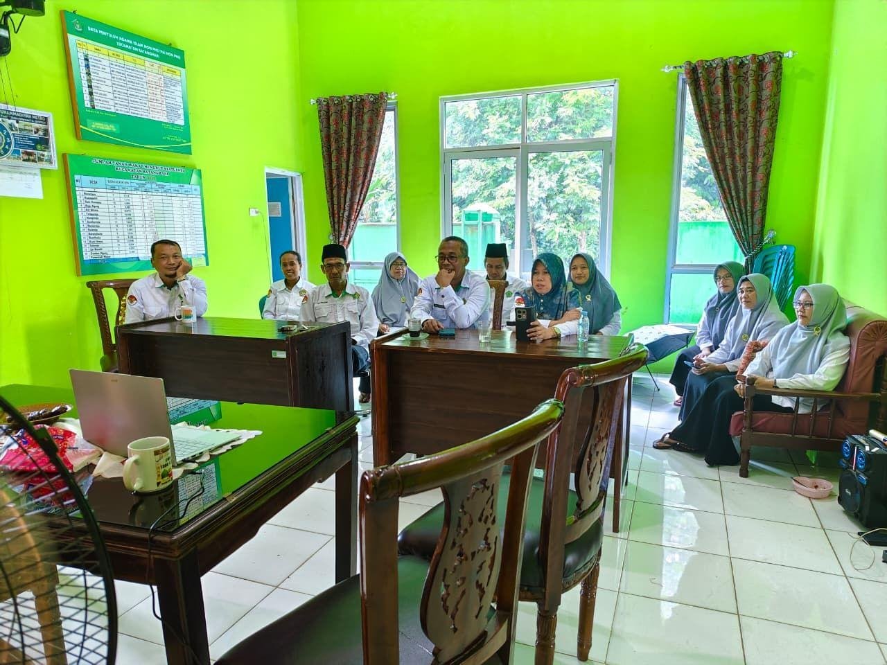 KUA Batanghari Dorong Percepatan Sertifikasi Tanah Wakaf Digital