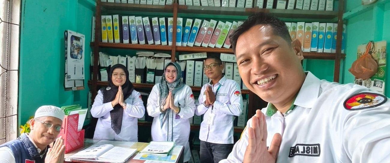 KUA Tembilahan Hulu Kembali Aktif Layani Masyarakat Pasca Libur Lebaran Idul Fitri 1446 H