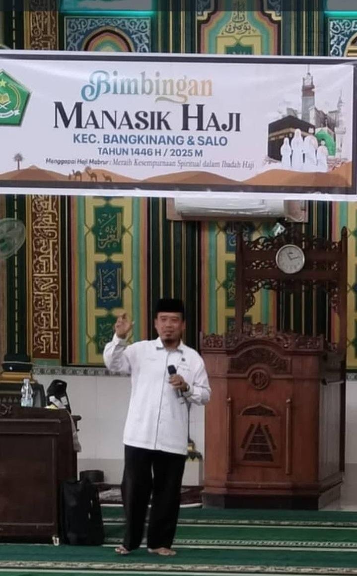 Penghulu Madya Kecamatan Kampar, H. Tugiat, S.Ag, M.Sy Sampaikan Materi Manasik Haji 