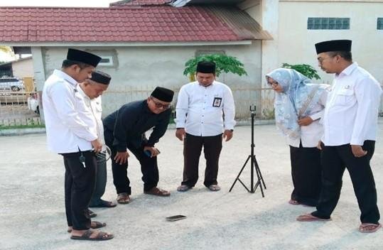 Manfaatkan Istiwa A'zam, KUA Dumai Selatan Ukur Ulang Arah Kiblat