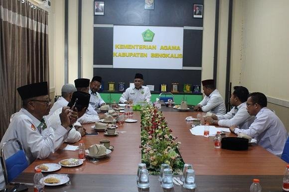Kepala KUA Kec. Bantan Hadiri Rapat Koordinasi Bimas Islam Kemenag Bengkalis