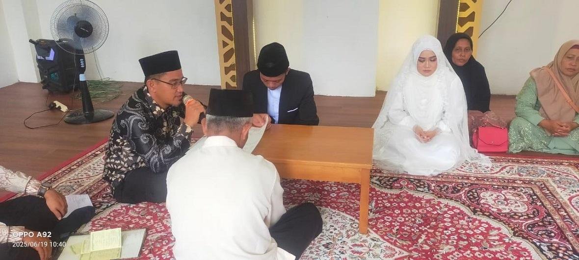 Pandu Akad Nikah, H. Riko Pilihantoni: Jadikan Rumah Tangga Sebagai Ladang Amal
