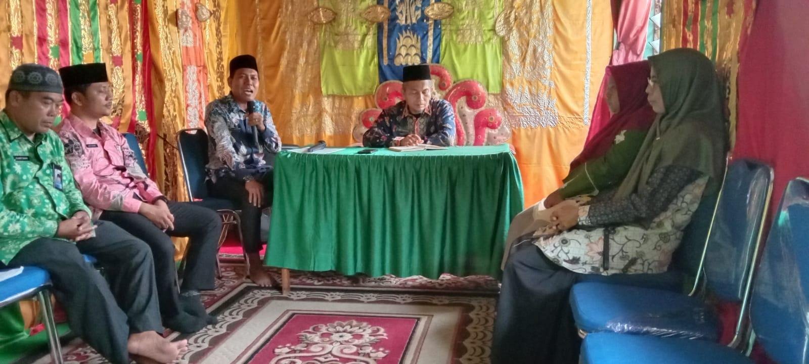 Tingkatkan Etos Kerja, KUA Kecamatan Singingi Gelar Pembinaan Mental Rohani
