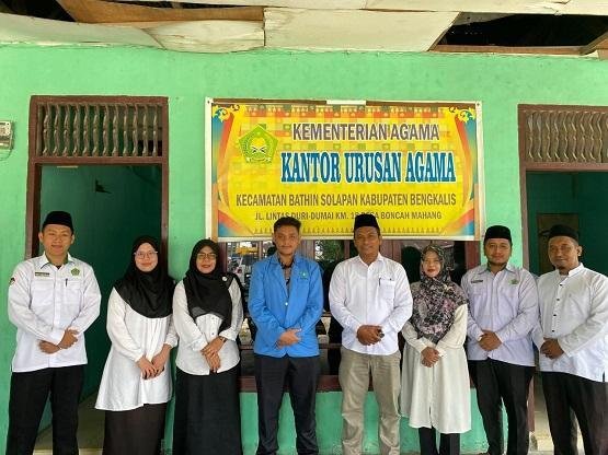 Kantor Urusan Agama Kecamatan Bathin Solapan Sambut Mahasiswa Magang