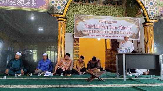 Kepala KUA Kec. Bantan Hadiri Kegiatan Tasyukuran Kepulangan Jemaah Haji dan Hari 'Assyura
