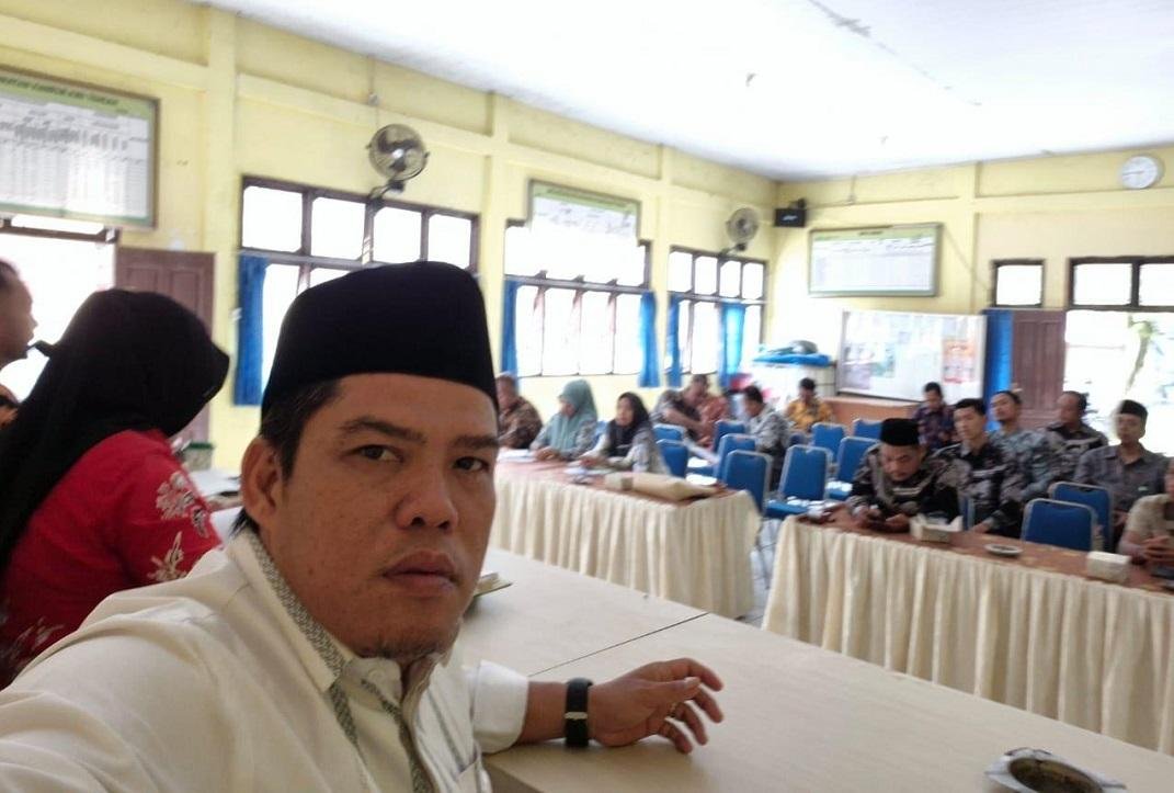KUA Kampar Kiri Tengah Dukung Penuh Persiapan HUT Provinsi Riau ke-68 dan HUT RI ke-80 Tahun 2025