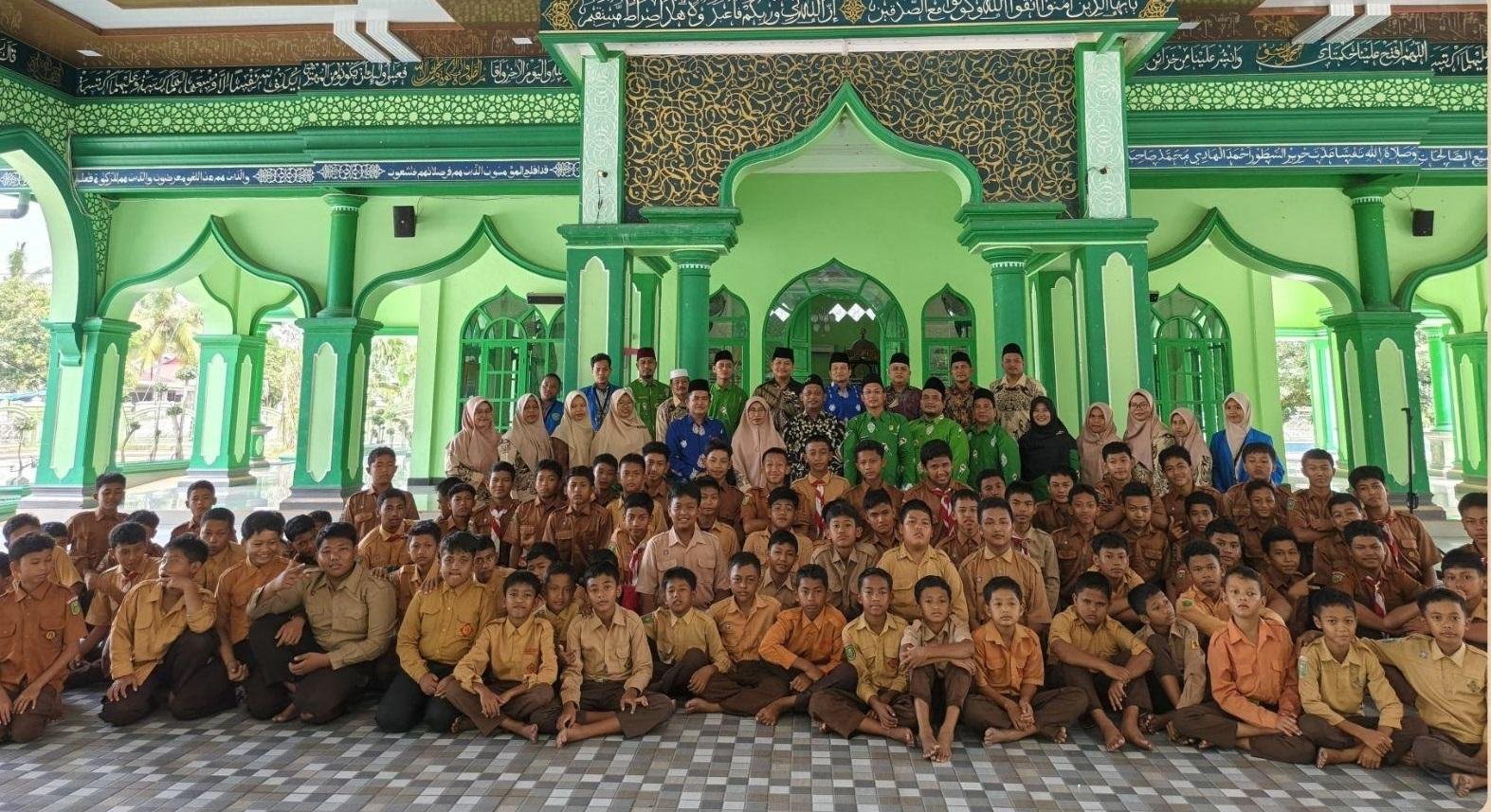 KUA Kec.Perhentian Raja Laksanakan BRUS di MTs An-Nur Hangtuah 