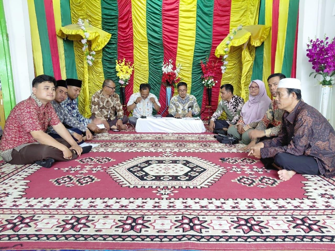 Kepala KUA Rumbai Pesisir Pimpin Rapat Evaluasi dan Pemantapan GAS Pencatatan Nikah