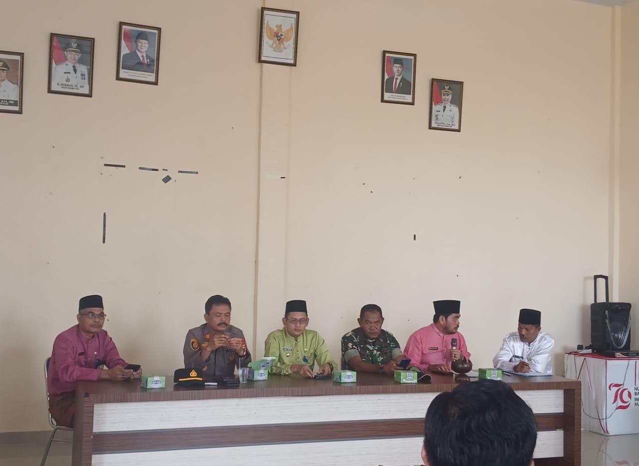 KUA Keritang dan Tokoh Masyarakat Bersinergi Sukseskan Peringatan HUT ke-80 RI