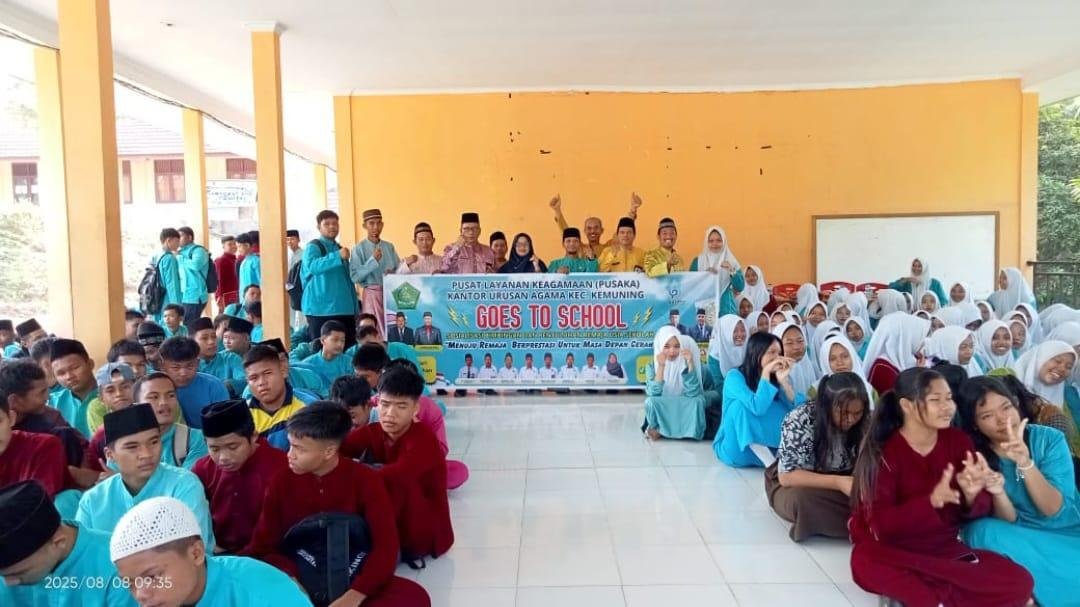 KUA Kemuning Berikan Bimbingan Remaja di SMKN 1 Tuah Kemuning