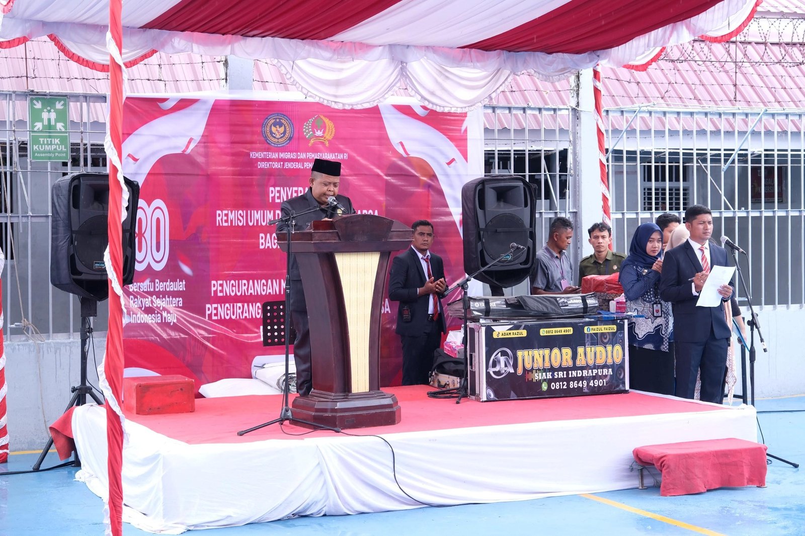 Kepala KUA Mempura Pimpin Doa pada Upacara Remisi di Rutan Kelas IIB Siak