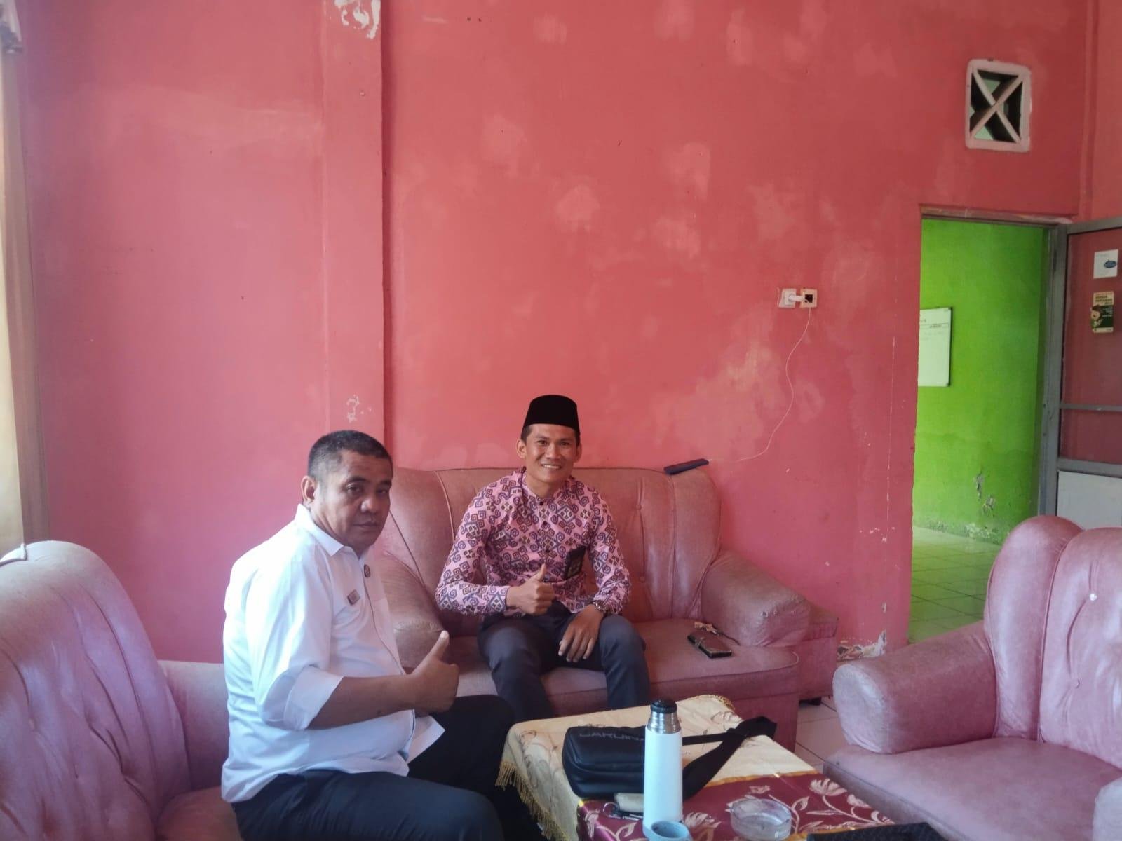 Sambangi Camat Muara Kemumu KUA Ajak Laksanakan Pengajian dan Doa Bersama