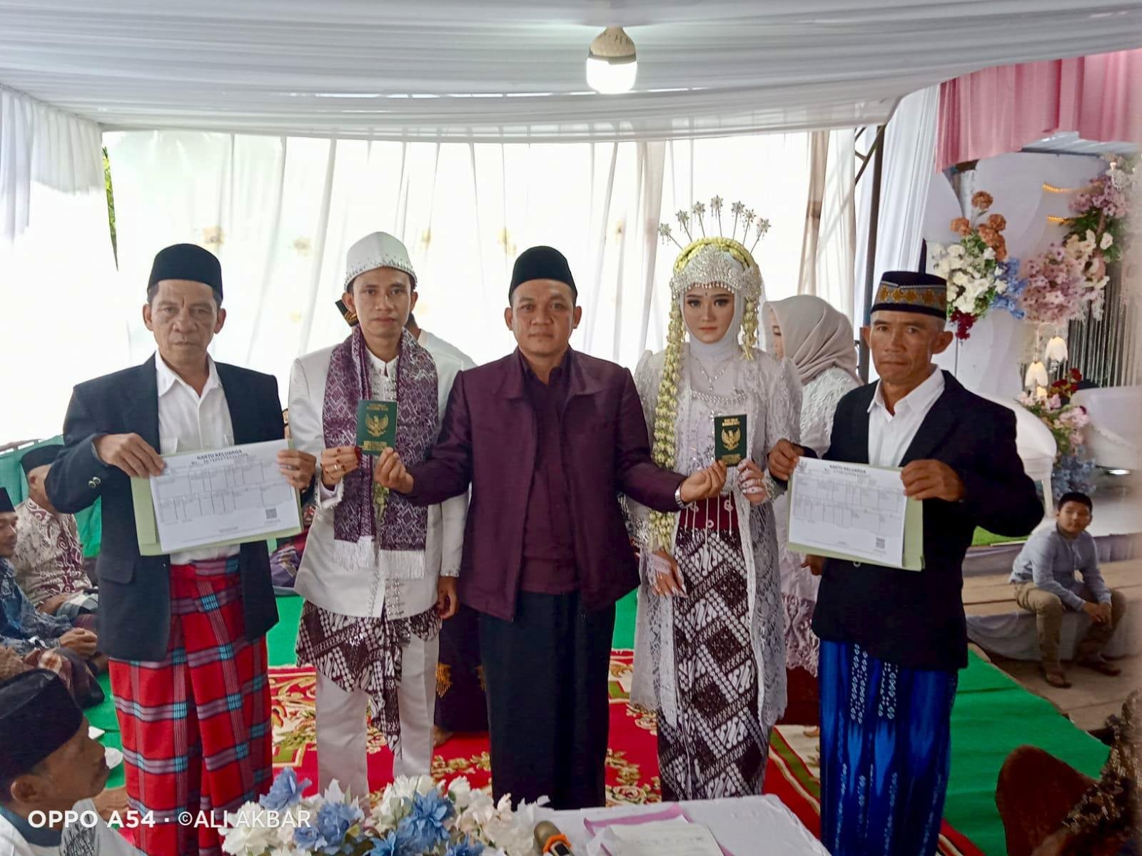 Dukung Layanan Inovasi Kemenag Kepahiang, Kepala KUA Bermani Ilir Laksanakan Pencatatan Nikah 