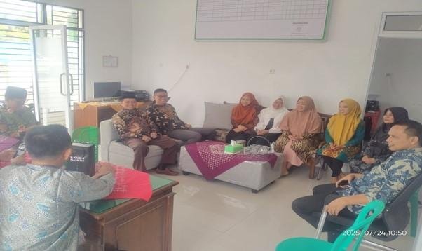KUA Muara Kemumu Terima Monitoring Bimas Islam
