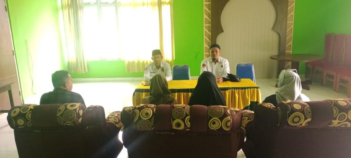 KUA Kec. ULok Kupai : Laksanakan Bimwin sebagai Bentuk Layanan Kepada Masyarakat