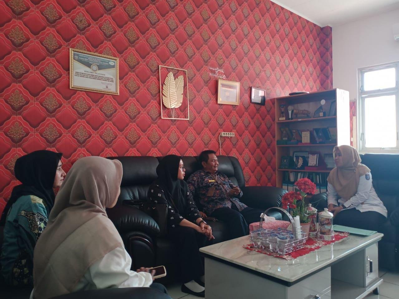 Kepala KUA Arga Makmur Audiensi Temui Direktur RSUD Arga Makmur Guna Audiensi