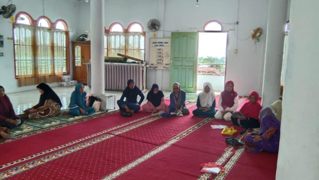Jajaran KUA Bermani Ilir Pimpin Rapat Persiapan Pengajian BKMT