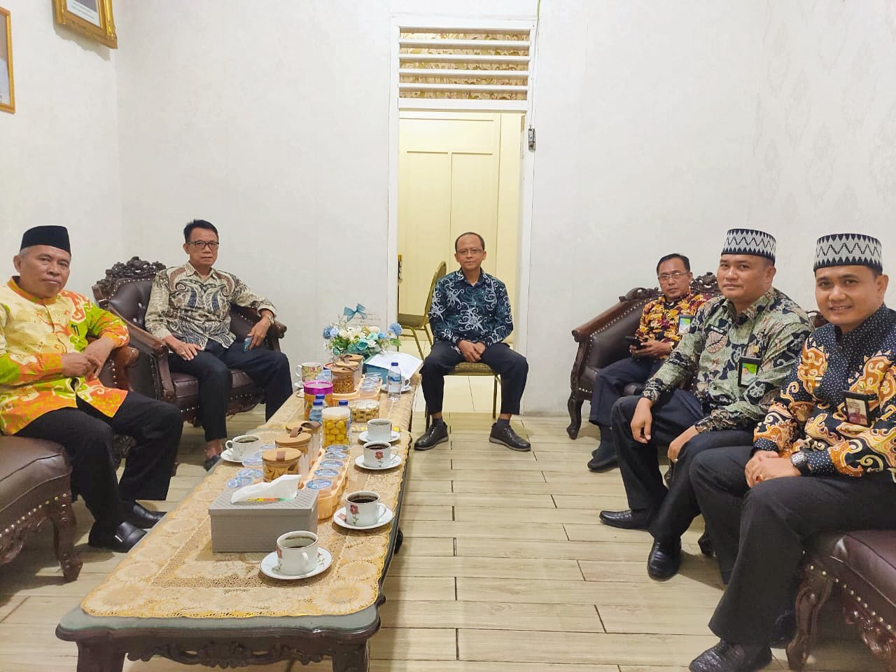 Katim Hulu Kanwil Kemenag Laksanakan Monitoring dan Evaluasi (Monev) PNBP NR pada Kankemenag Lampung Timur