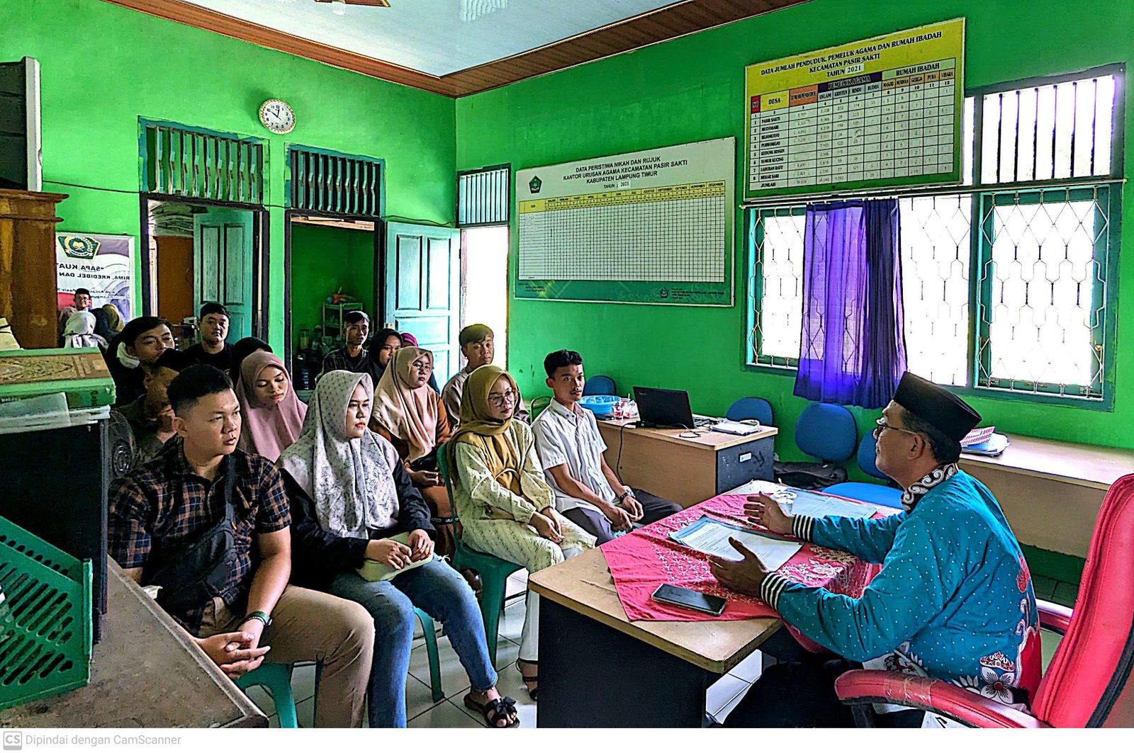 KUA Pasir Sakti Gelar Bimbingan Perkawinan, Tekankan Pentingnya Iman dan Kesehatan Reproduksi