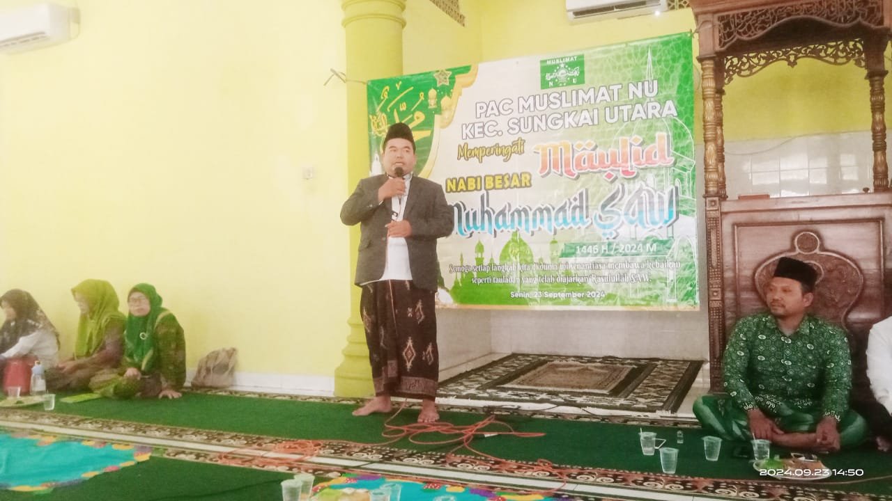 Penghulu KUA Sungkai Utara Beri Taushiyah Maulid  Dihadapan 300 an Jamaah Muslimat NU