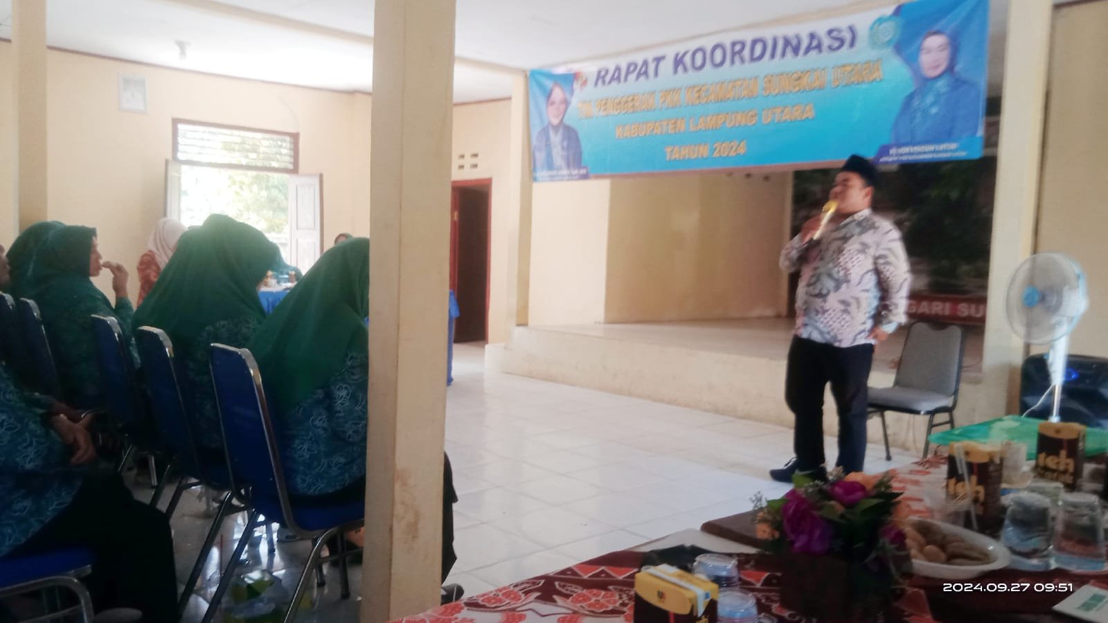 Penghulu dan penyuluh agama islam berkolaborasi beri bimbingan teknis pemulasaraan jenazah kepada ibu2 TP PKK kecamatan sungkai utara