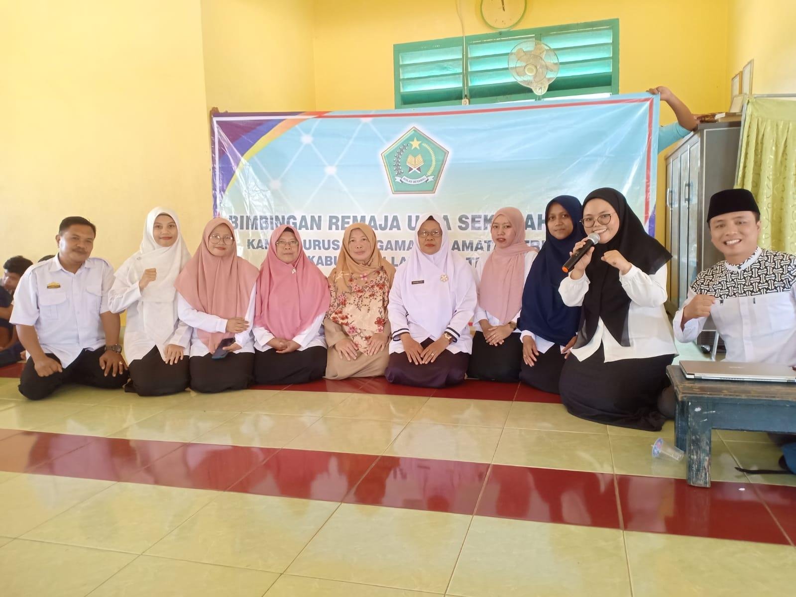KUA Trimurjo Gelar Bimbingan Remaja Usia Sekolah (BRUS) di MTs At Toyyibah  Trimurjo 