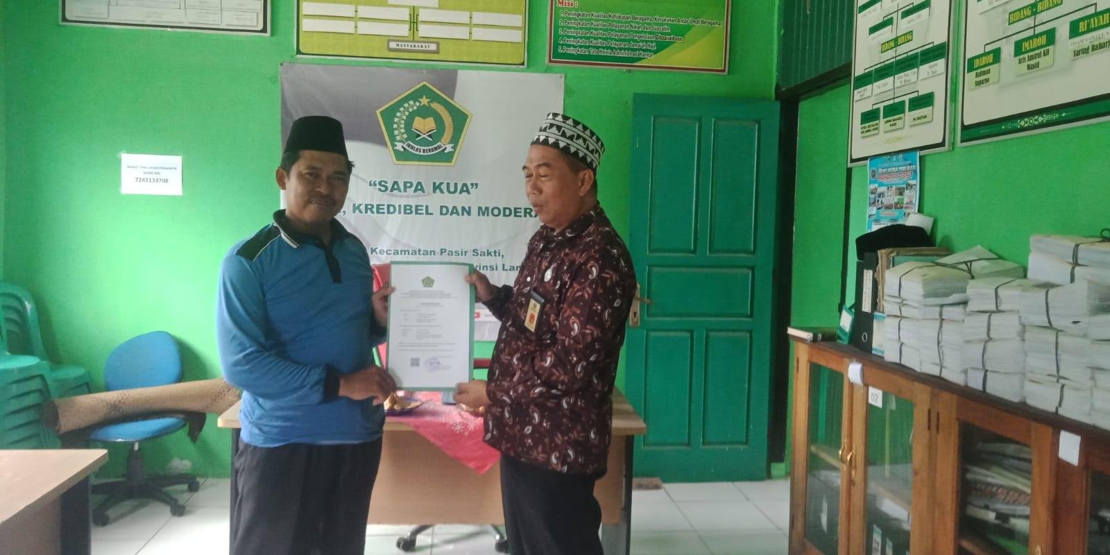 PENYERAHAN SKT MUSHOLLA AL-MUTTAQIN