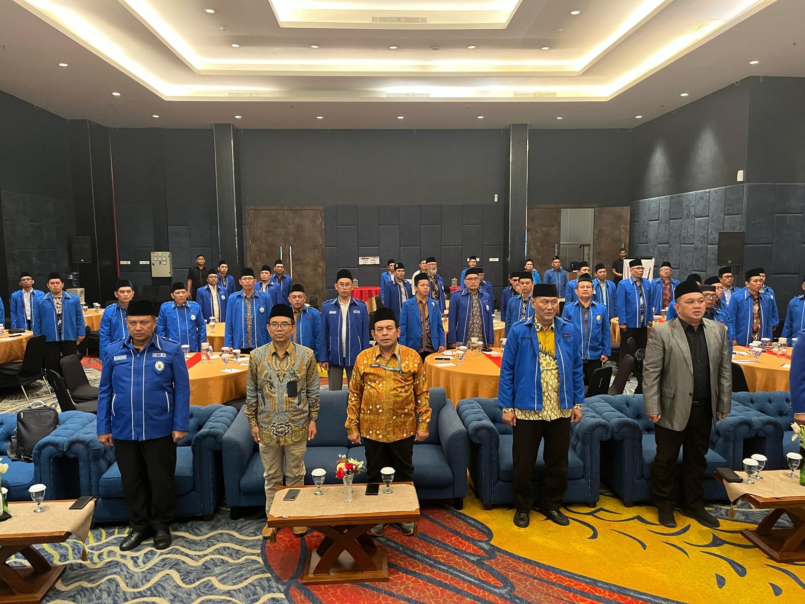 APRI JATIM GAS POLL DUKUNG PROGRAM 100 HARI PEMERINTAHAN